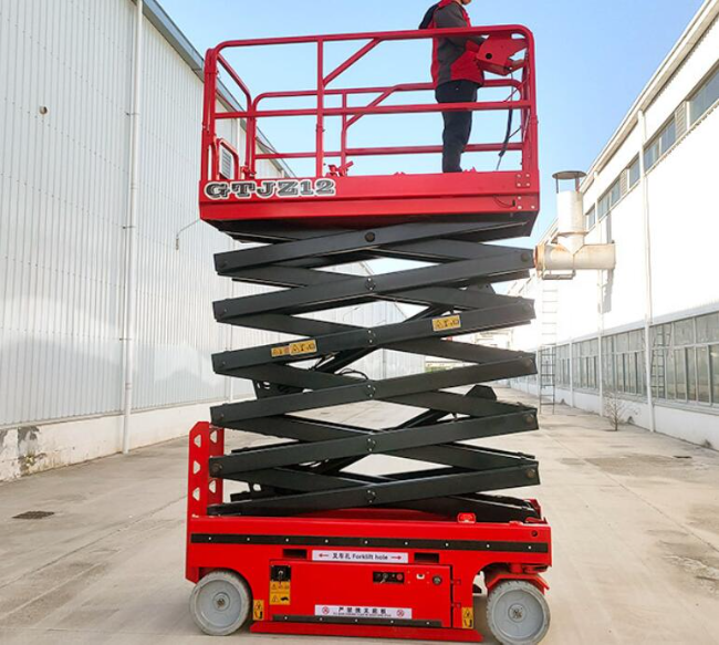 泰来自行走移动式升降机